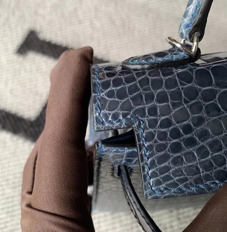 Hermès（爱马仕）Mini Kelly迷你凯莉包 亮面方块 美洲鳄鱼 风暴蓝 银扣 2代 现货