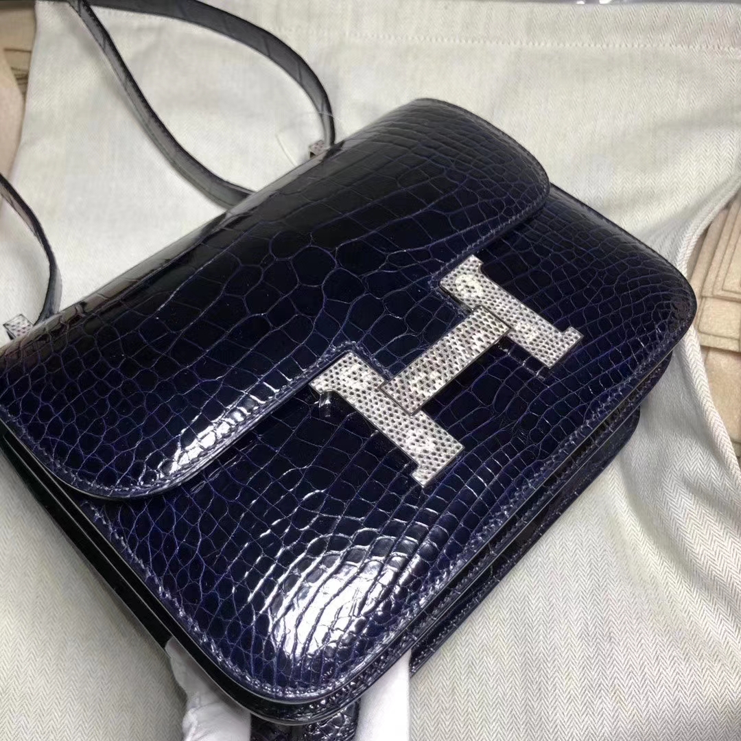 Hermès（爱马仕）Constance 空姐包 23cm 亮面框框美洲鳄 宝石蓝拼蜥蜴扣 蜡线全手工 接受预定