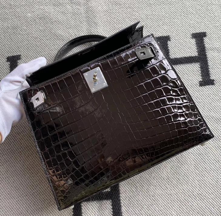 Hermès（爱马仕）Kelly 凯莉包 亮面澳洲湾鳄 黑色 银扣 28cm 现货