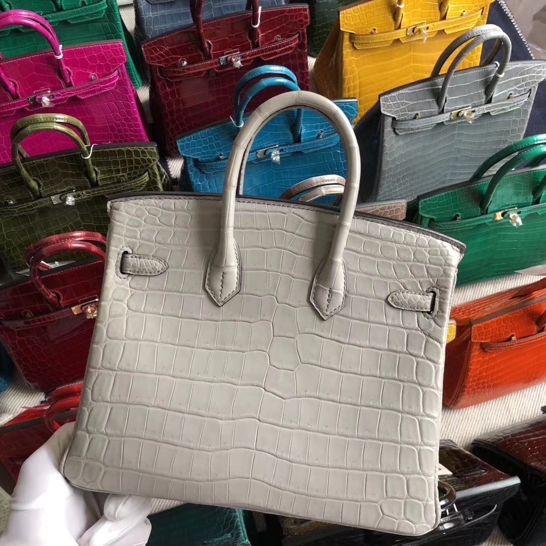 Hermès(爱马仕)Birkin 铂金包 Crocodile matt 雾面鳄鱼 珍珠灰 25cm 银扣-拉尔森鳄鱼皮具定制 - 爱马仕包包官网 Hermès(爱马仕)Birkin 铂金包 Crocodile matt 雾面鳄鱼 珍珠灰 25cm 银扣