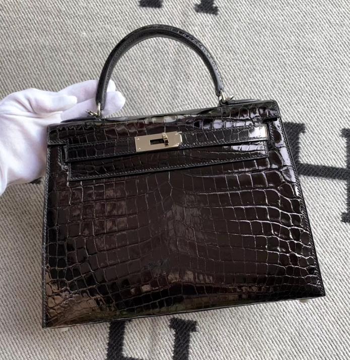 Hermès（爱马仕）Kelly 凯莉包 亮面澳洲湾鳄 黑色 银扣 28cm 现货