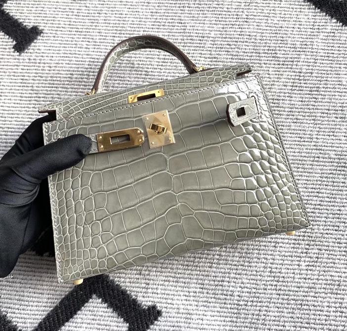 Hermès（爱马仕）Mini Kelly 迷你凯莉 斑鸠灰 亮面美洲鳄鱼 金扣 2代