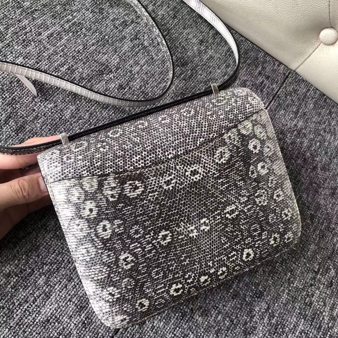 Hermès（爱马仕）Constance 空姐包 lizard 原厂御用亮面蜥蜴  喜马拉雅 银扣 19cm