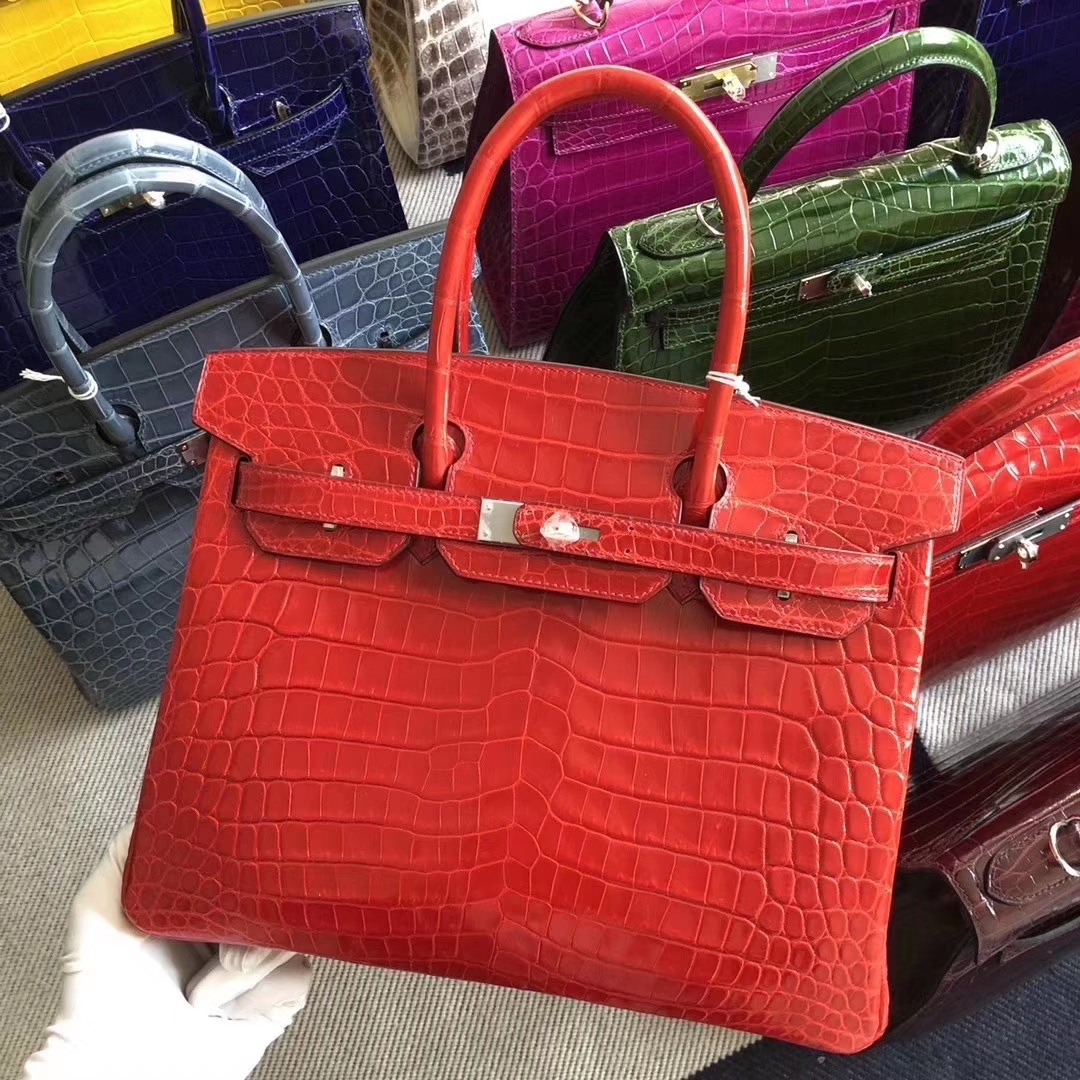 Hermès（爱马仕）Birkin 铂金包 亮面鳄鱼 ck95 法拉利红 Braise 银扣  顶级手缝 30cm 现货