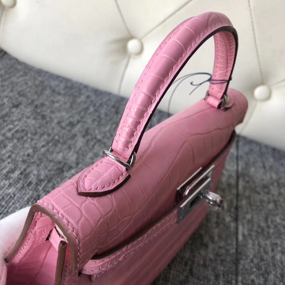 Hermès（爱马仕）Mini Kelly 迷你凯莉 crocodile 雾面美洲鳄 5P樱花粉 2代 19cm