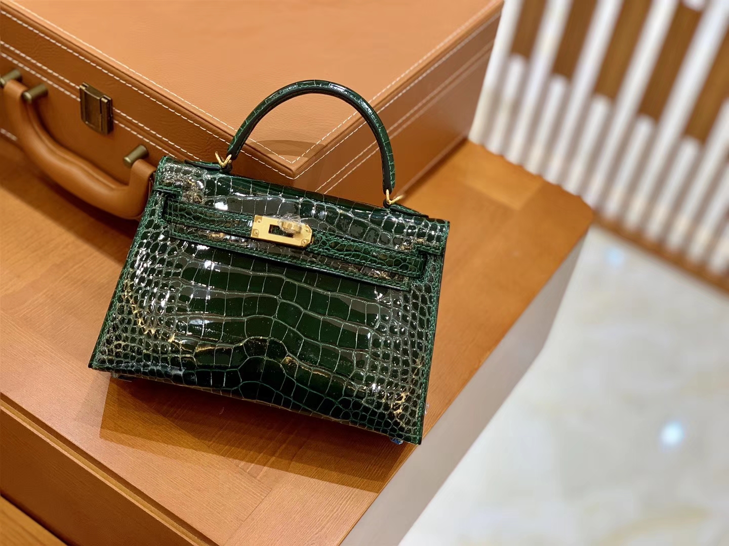 Hermès（爱马仕）迷你2代 19cm 祖母绿 一级美洲 鳄鱼皮 顶级手工 金扣