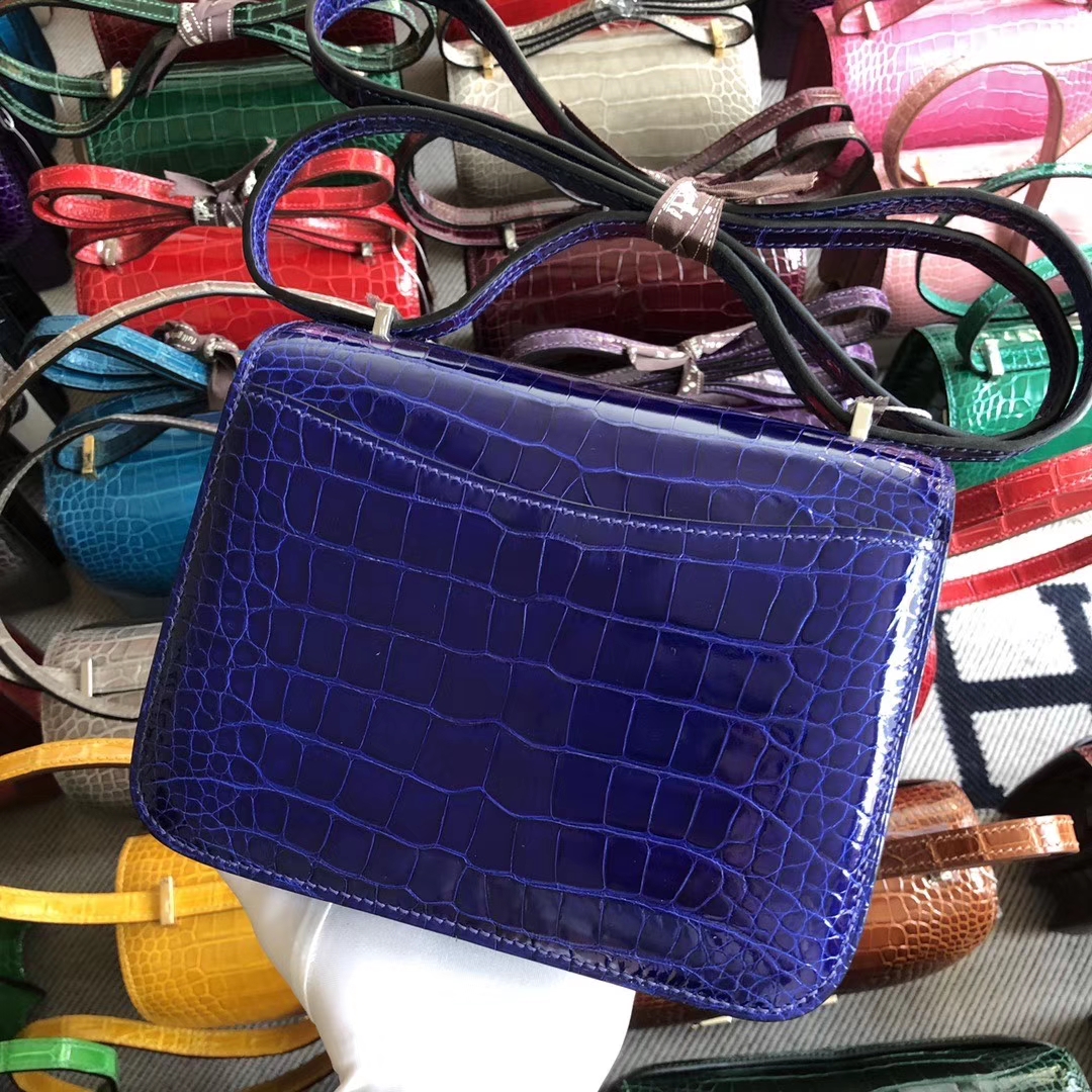 Hermès(爱马仕)Constance 空姐包 18cm Alligator shiny 亮面鳄鱼 7T 电光蓝 银扣 现货-拉尔森鳄鱼皮具定制 - 爱马仕包包官网 Hermès(爱马仕)Constance 空姐包 18cm Alligator shiny 亮面鳄鱼 7T 电光蓝 银扣 现货