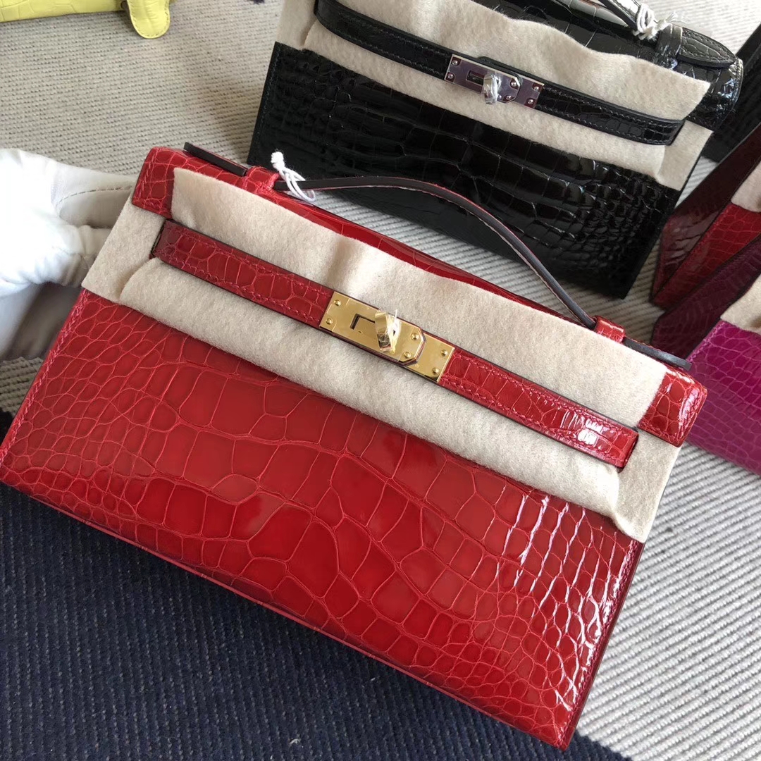 Hermès（爱马仕）Minikelly pochette 22cm 亮面鳄鱼 ck95 法拉利红 Braise 金扣 手拿包 晚宴包