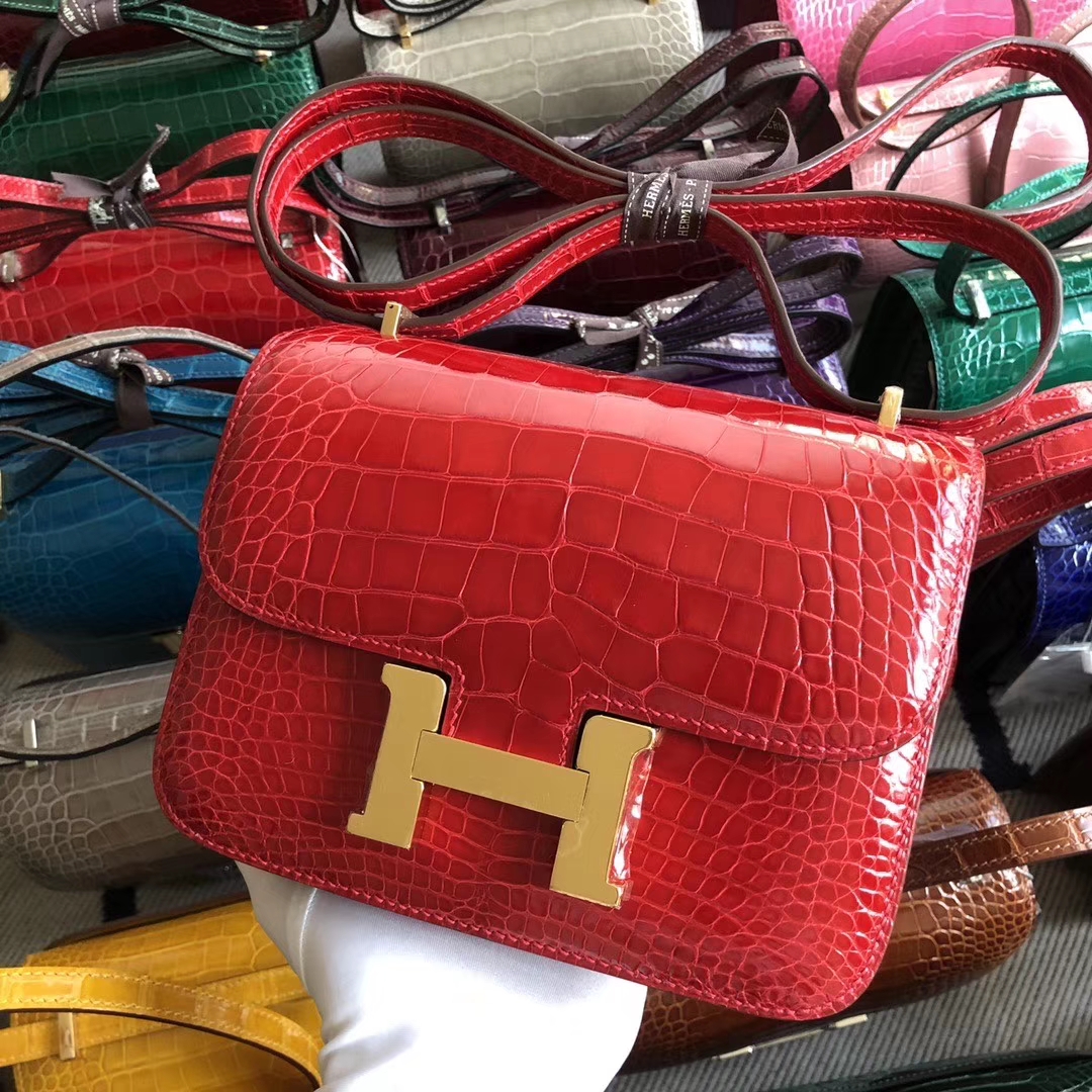 Hermès（爱马仕）Constance 空姐包 18cm Alligator shiny 亮面鳄鱼 ck95 法拉利红 金扣 现货