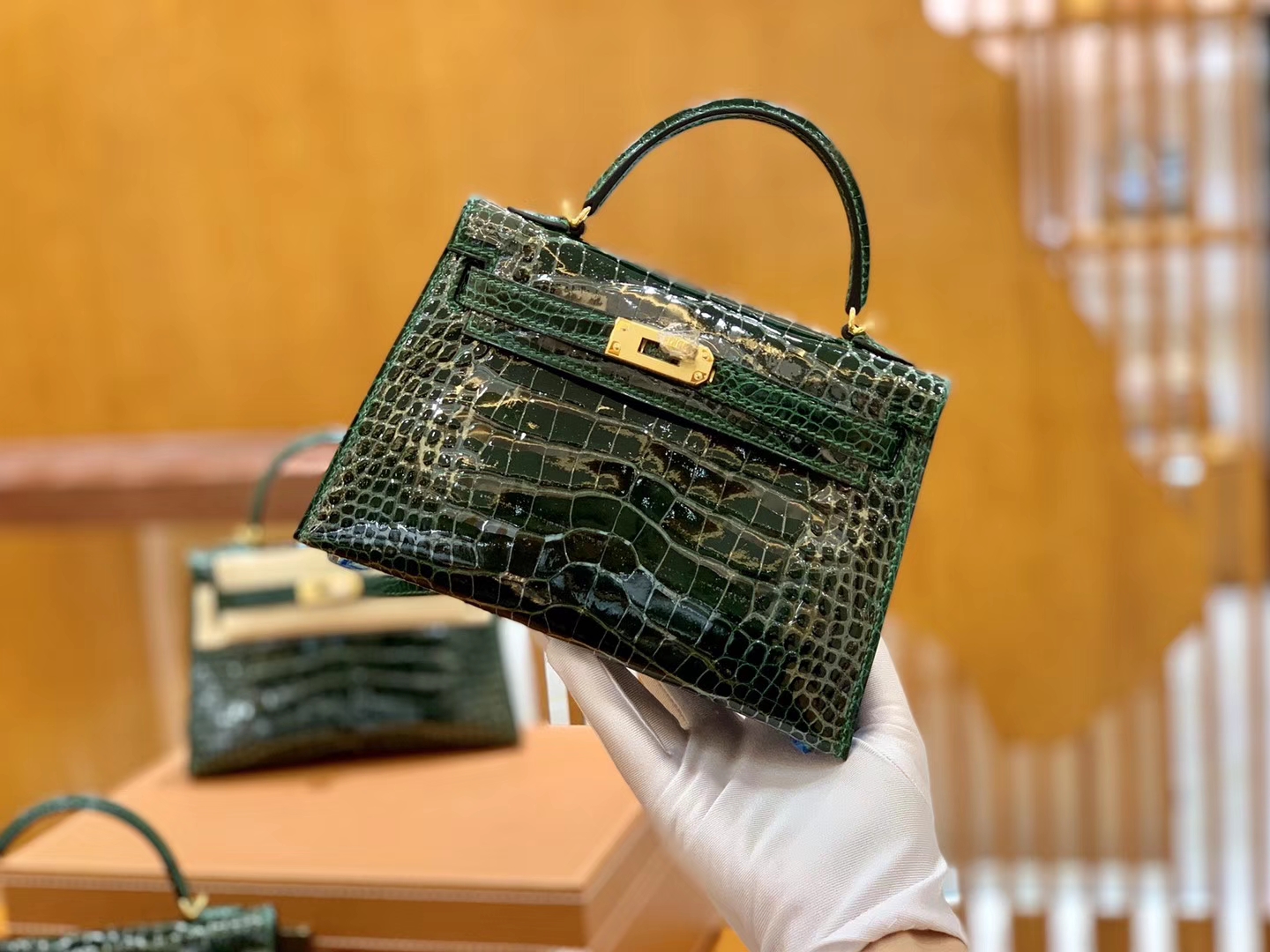 Hermès（爱马仕）迷你2代 19cm 祖母绿 一级美洲 鳄鱼皮 顶级手工 金扣