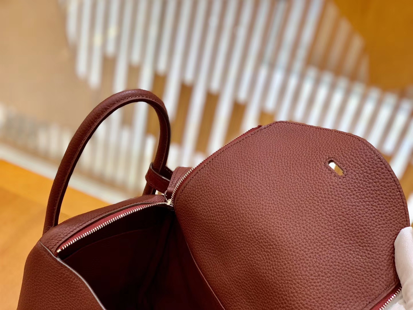Hermès（爱马仕）Lindy 26cm 酒红色 银扣 鳄鱼皮拼togo 全手工缝制