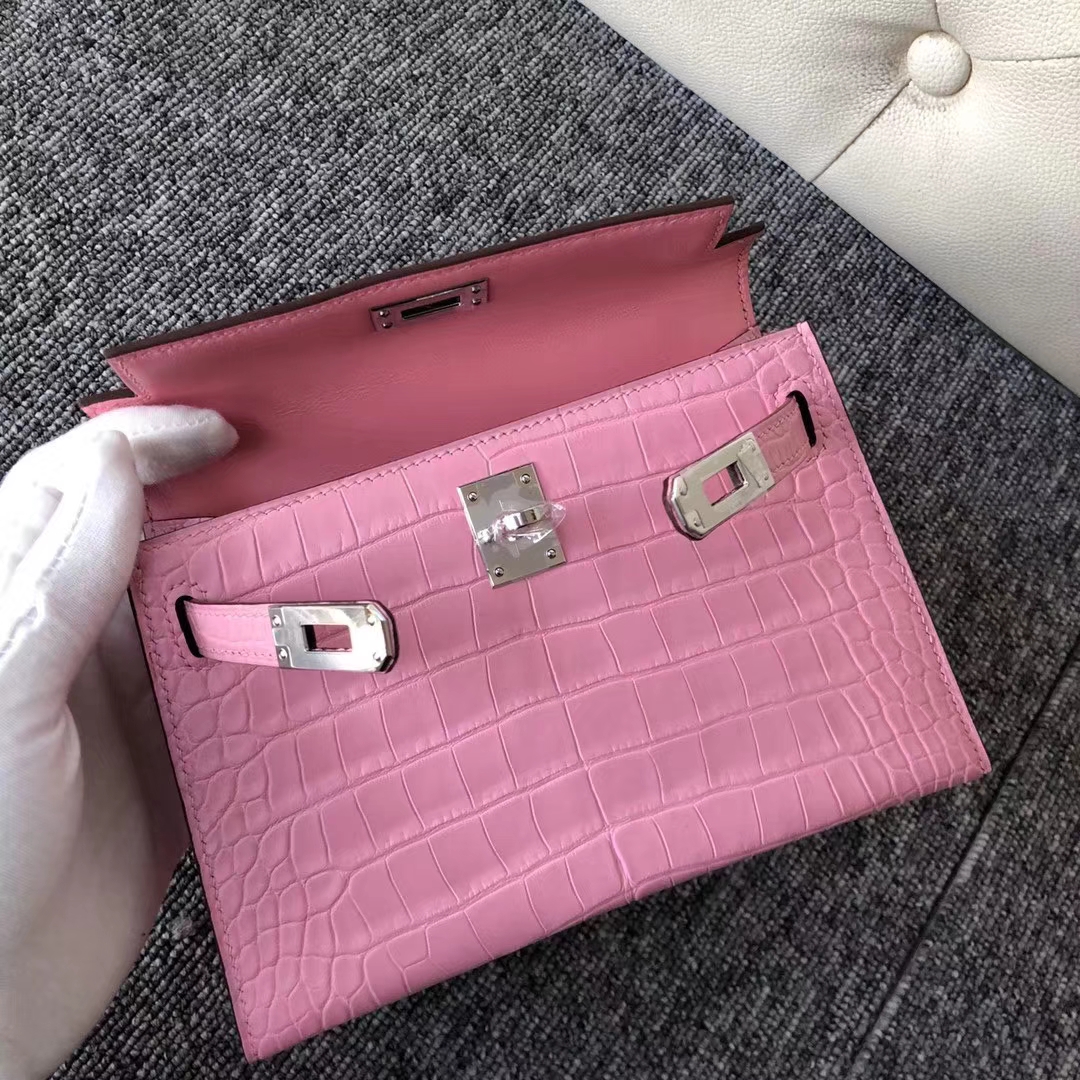 Hermès（爱马仕）Mini Kelly 迷你凯莉 crocodile 雾面美洲鳄 5P樱花粉 2代 19cm