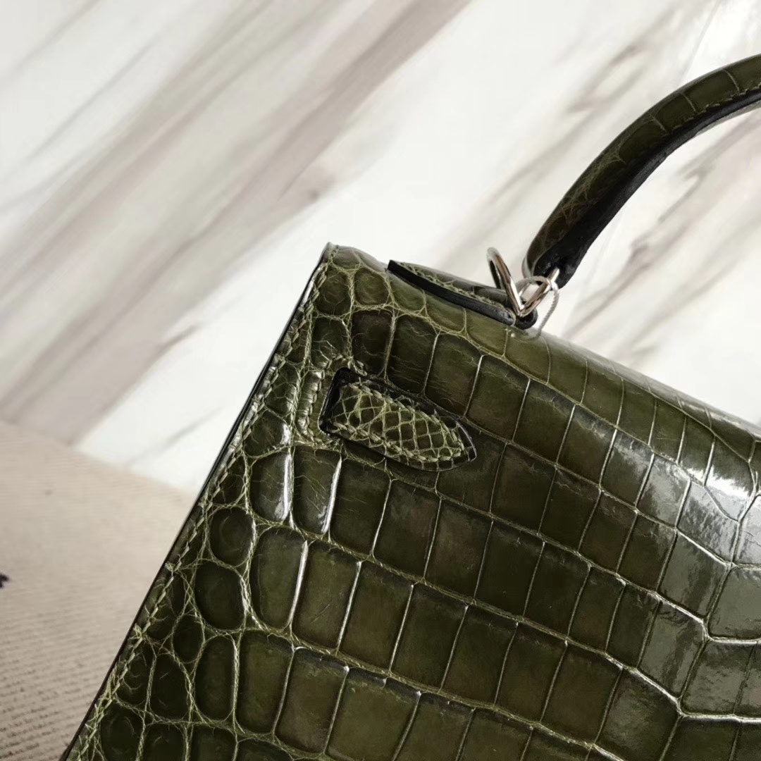 Hermès（爱马仕）Kelly 25cm Crocodile shiny 亮面鳄鱼 6H橄榄绿 银扣 顶级手缝 现货