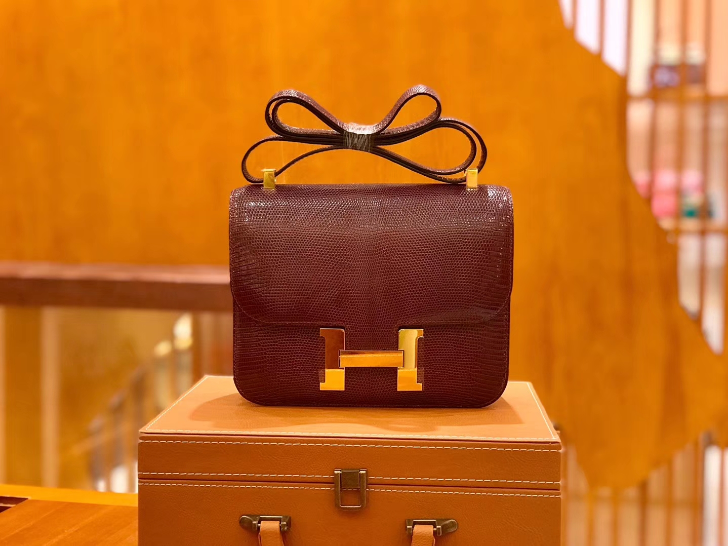 Hermès（爱马仕）Constance 空姐包 蜥蜴皮 酒红色 18cm