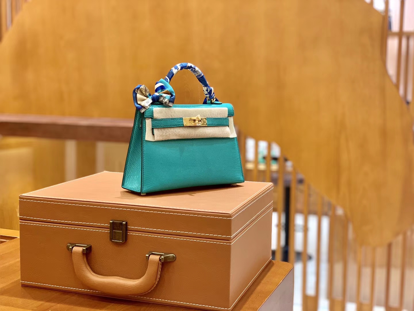 Hermès(爱马仕)MiniKelly 迷你凯莉 蜥蜴皮 维罗纳绿 2代 19cm-拉尔森鳄鱼皮具定制 - 爱马仕包包官网 Hermès(爱马仕)MiniKelly 迷你凯莉 蜥蜴皮 维罗纳绿 2代 19cm