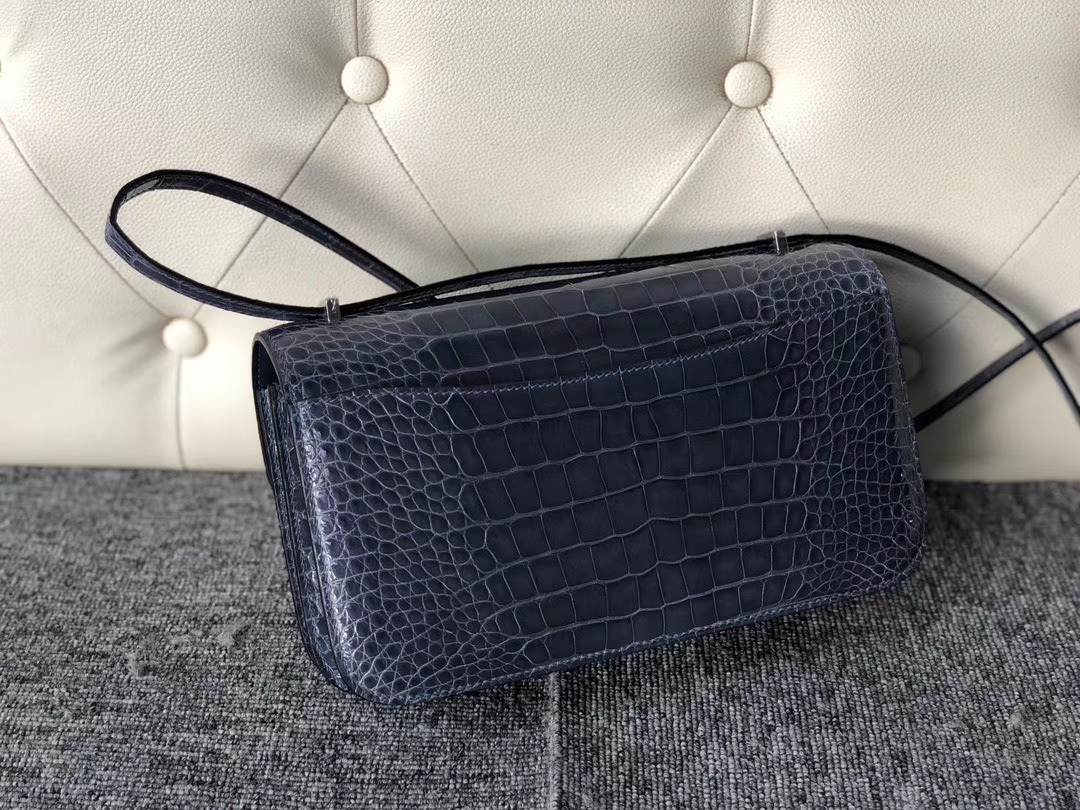 Hermès（爱马仕）Constance 26cm Alligator shiny 亮面鳄鱼 N7 风暴蓝 银扣 顶级手缝 定制