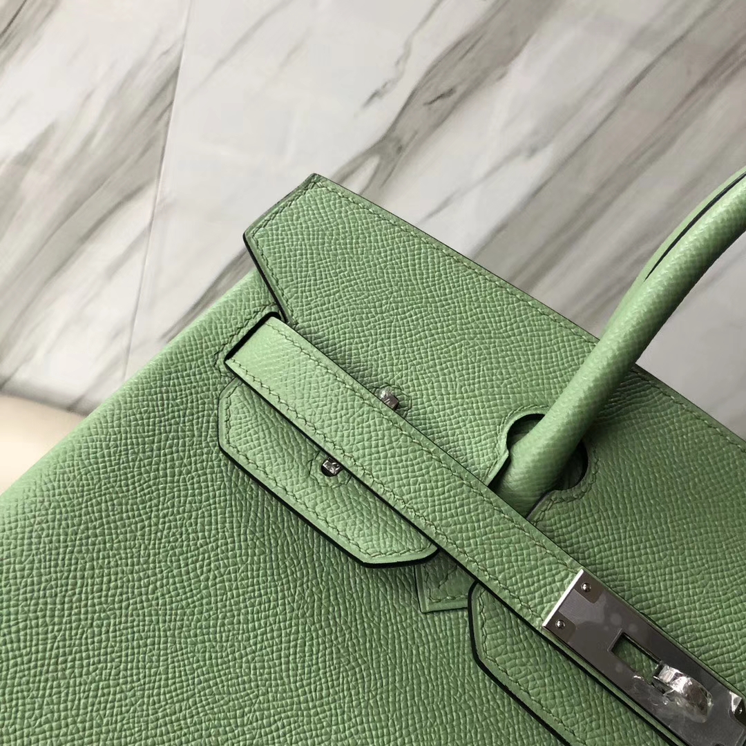 Hermès（爱马仕）Birkin 铂金包 Epsom 原厂掌纹皮 3I 蟋蟀绿 牛油果绿 银扣 30cm