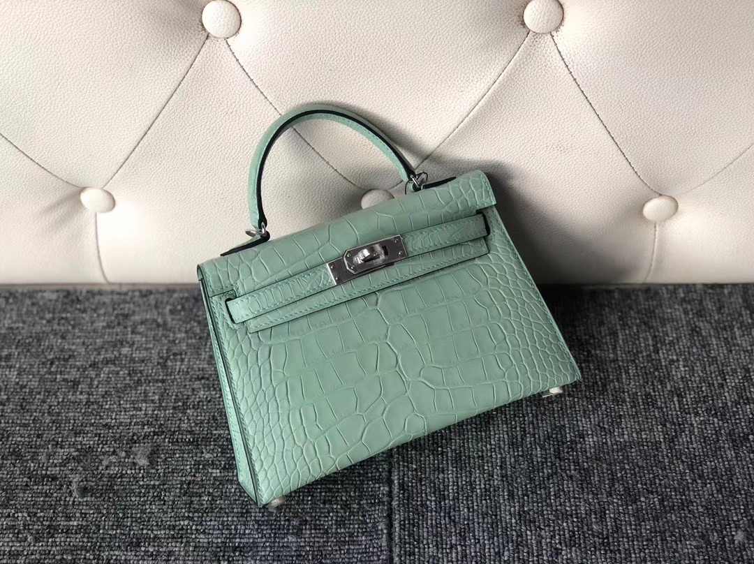 Hermès（爱马仕）Minikelly ll Alligator matt 雾面鳄鱼 薄荷绿 银扣 顶级手缝 小可爱  现货