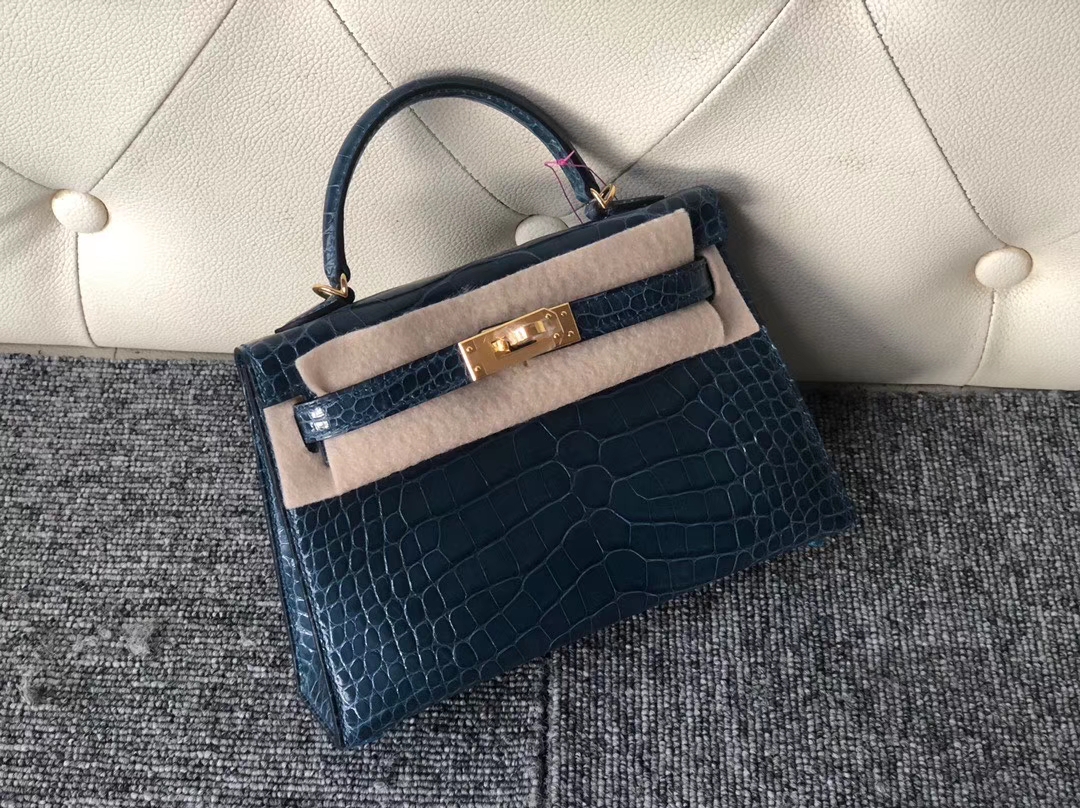 Hermès（爱马仕）Minikelly ll Alligator shiny 亮面鳄鱼  皇家蓝 金扣 顶级手缝 小可爱  现货
