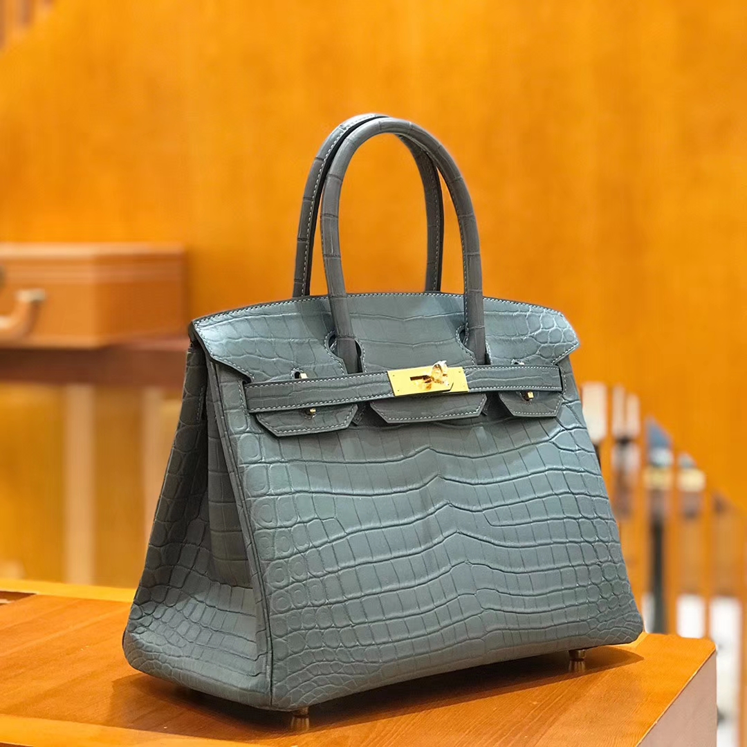 Hermès(爱马仕)Birkin 铂金包 尼罗鳄鱼皮 铁灰色 30cm-拉尔森鳄鱼皮具定制 - 爱马仕包包官网 Hermès(爱马仕)Birkin 铂金包 尼罗鳄鱼皮 铁灰色 30cm
