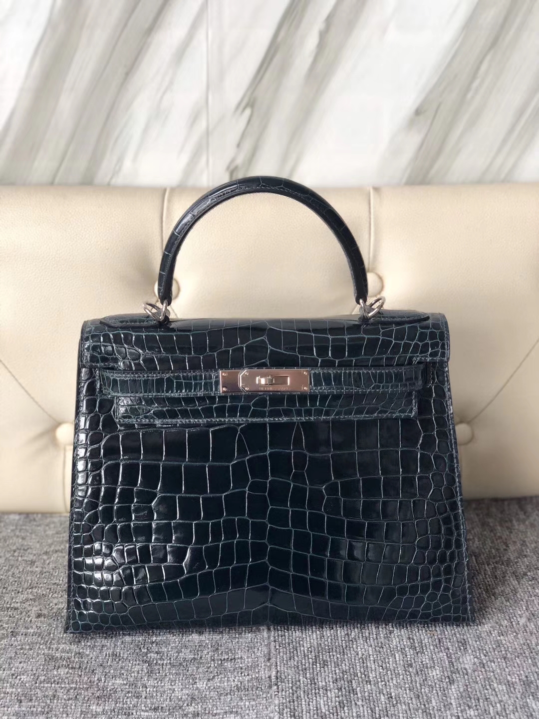 Hermès（爱马仕）Kelly 28cm Porosus shiny 亮面澳洲湾鳄 1p 鸭子蓝 银扣 现货