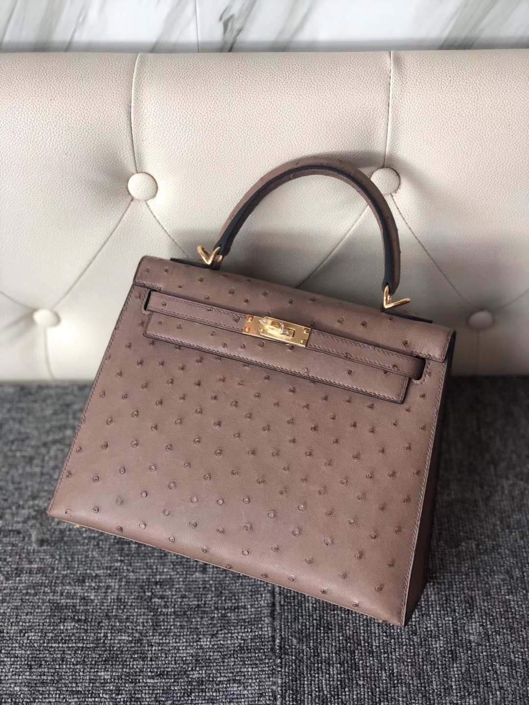 Hermès（爱马仕）Kelly 25cm Ostrich kk 鸵鸟 慕斯灰 金扣 银扣 顶级手缝 现货
