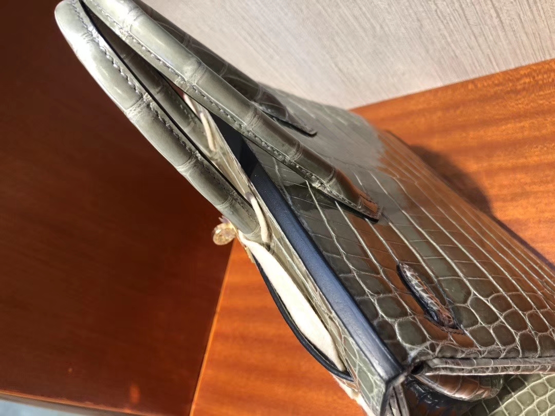 Hermès（爱马仕）Birkin 铂金包 Crocodile shiny 亮面鳄鱼 ck81 斑鸠灰 金扣 25cm