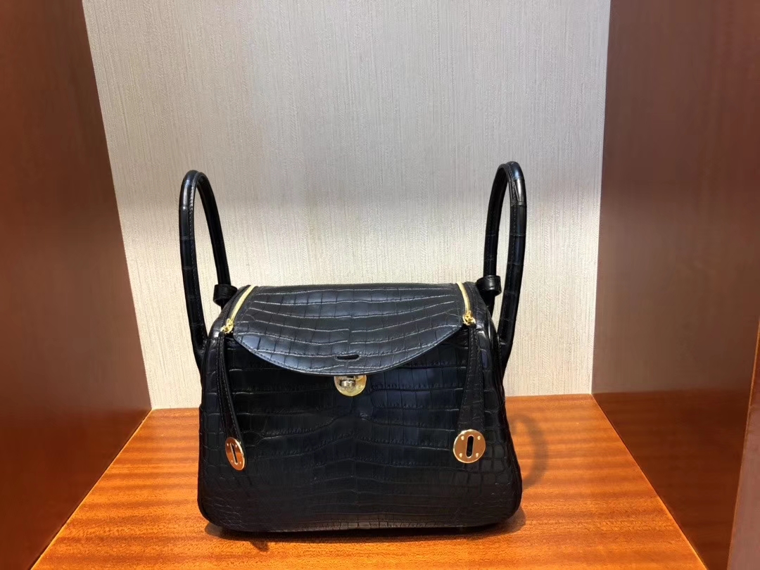 Hermès（爱马仕）Lindy 琳迪包 雾面鳄鱼 ck89 黑色 Noir 金扣 26cm 顶级手缝