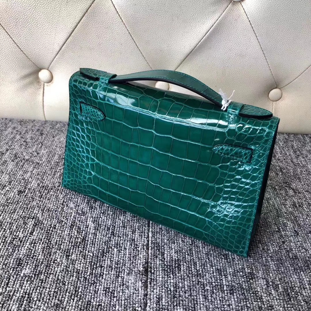 Hermès（爱马仕）Mini Kelly Pochette 22cm 亮面方块 美洲鳄鱼 6Q翡翠绿 Vert Emeraude 金扣