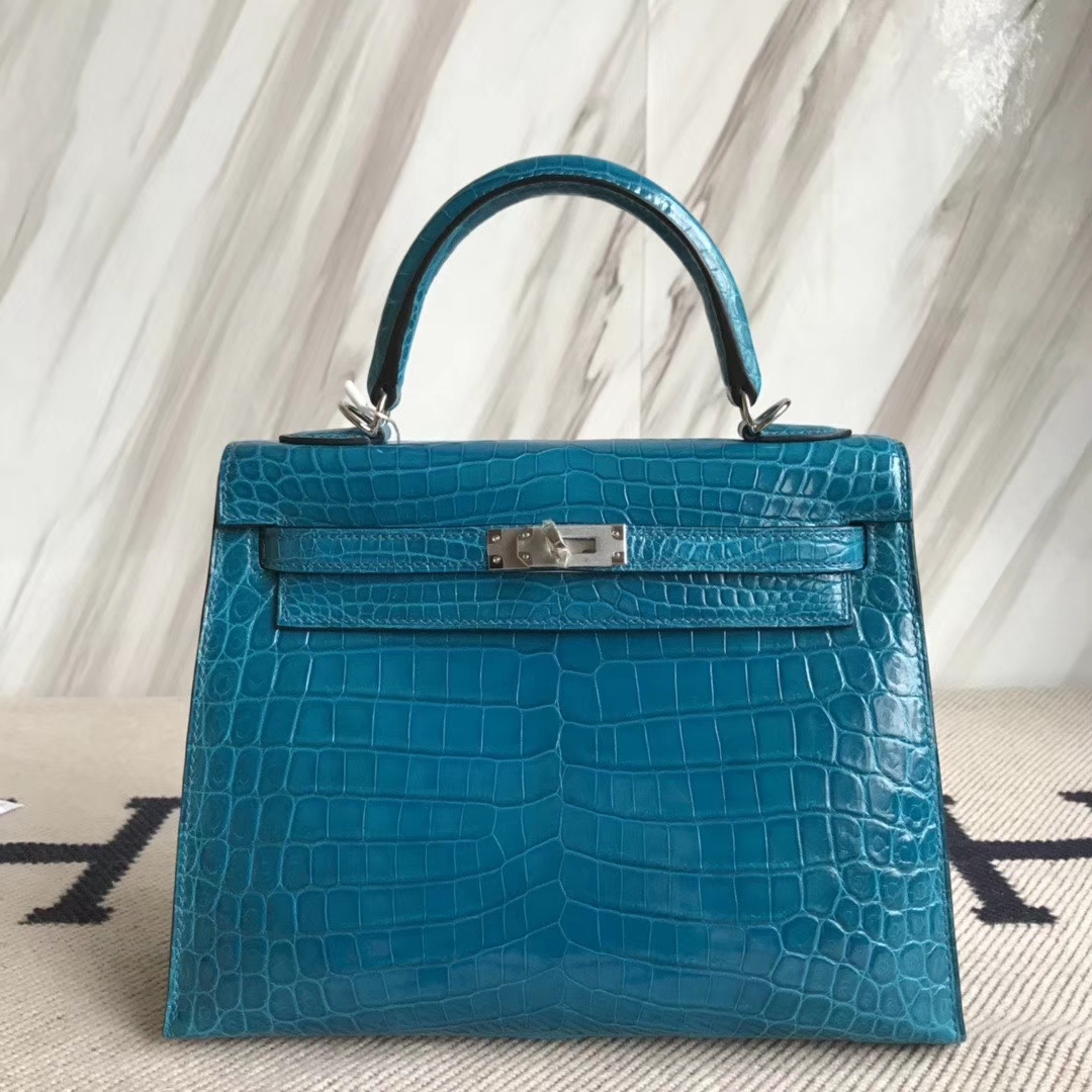 Hermès(爱马仕)Kelly 25cm Crocodile 亮面鳄鱼 7w 伊兹密尔蓝 银扣 顶级手缝 现货-拉尔森鳄鱼皮具定制 - 爱马仕包包官网 Hermès(爱马仕)Kelly 25cm Crocodile 亮面鳄鱼 7w 伊兹密尔蓝 银扣 顶级手缝 现货