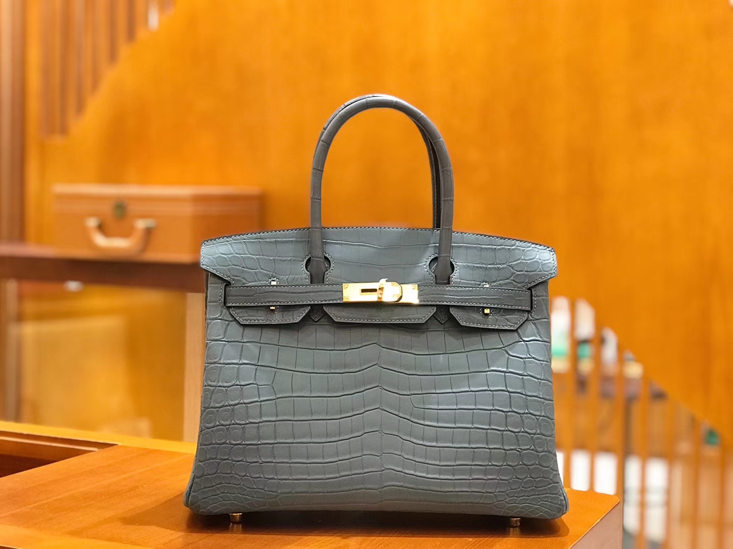 Hermès（爱马仕）Birkin 铂金包 尼罗鳄鱼皮 铁灰色 30cm