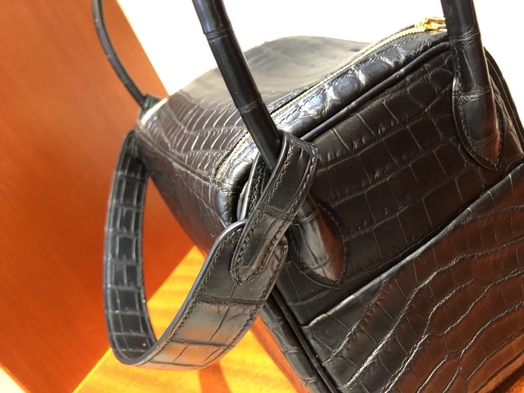 Hermès（爱马仕）Lindy 琳迪包 雾面鳄鱼 ck89 黑色 Noir 金扣 26cm 顶级手缝