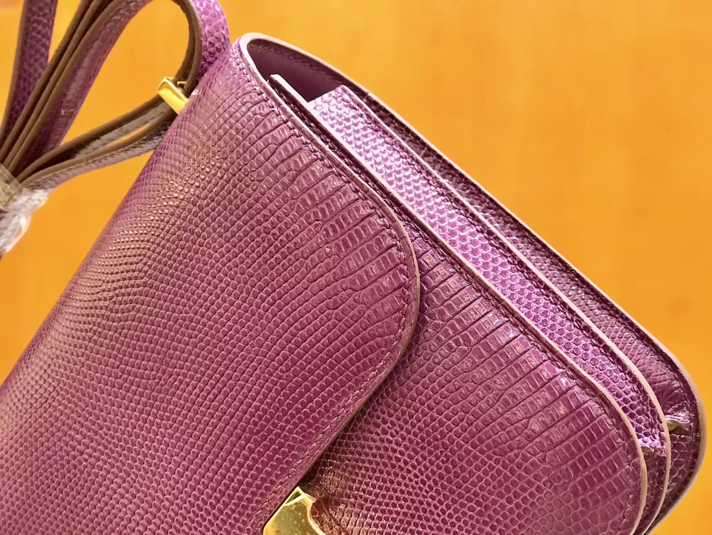 Hermès（爱马仕）Constance 空姐包 蜥蜴皮 橄榄绿 18cm