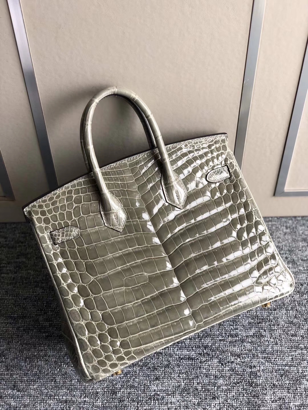 Hermès（爱马仕）Birkin 25cm Crocodile shiny 亮面鳄鱼 ck81 斑鸠灰 Gris T 金扣 拱珠 现货