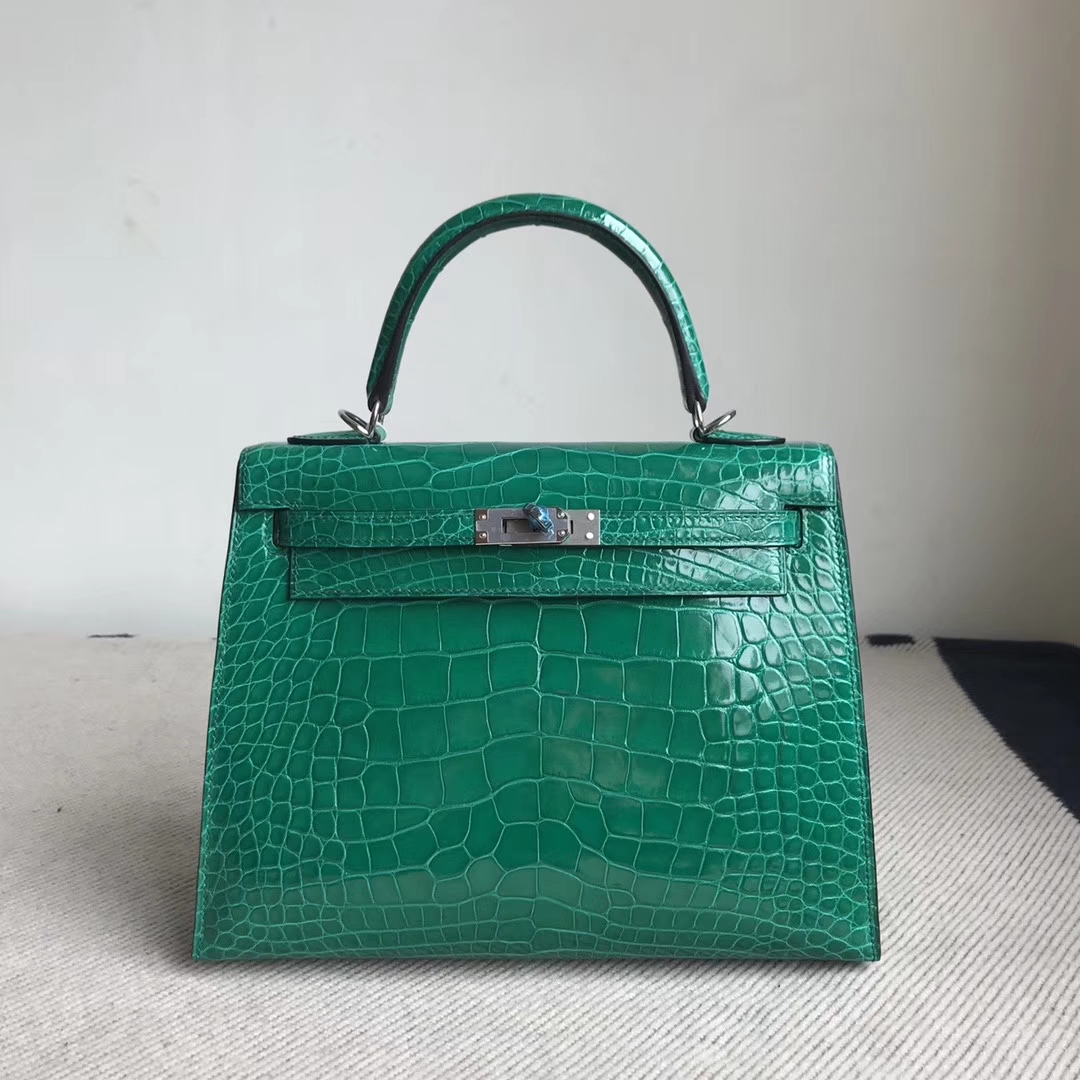 Hermès（爱马仕）Kelly 25cm Alligator shiny 亮面鳄鱼 6Ｑ 翡翠绿 银扣 顶级手缝 现货