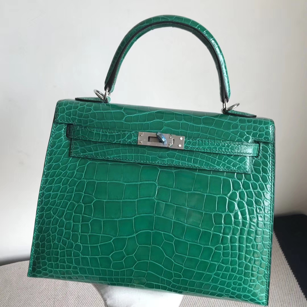 Hermès（爱马仕）Kelly 25cm Alligator shiny 亮面鳄鱼 6Ｑ 翡翠绿 银扣 顶级手缝 现货