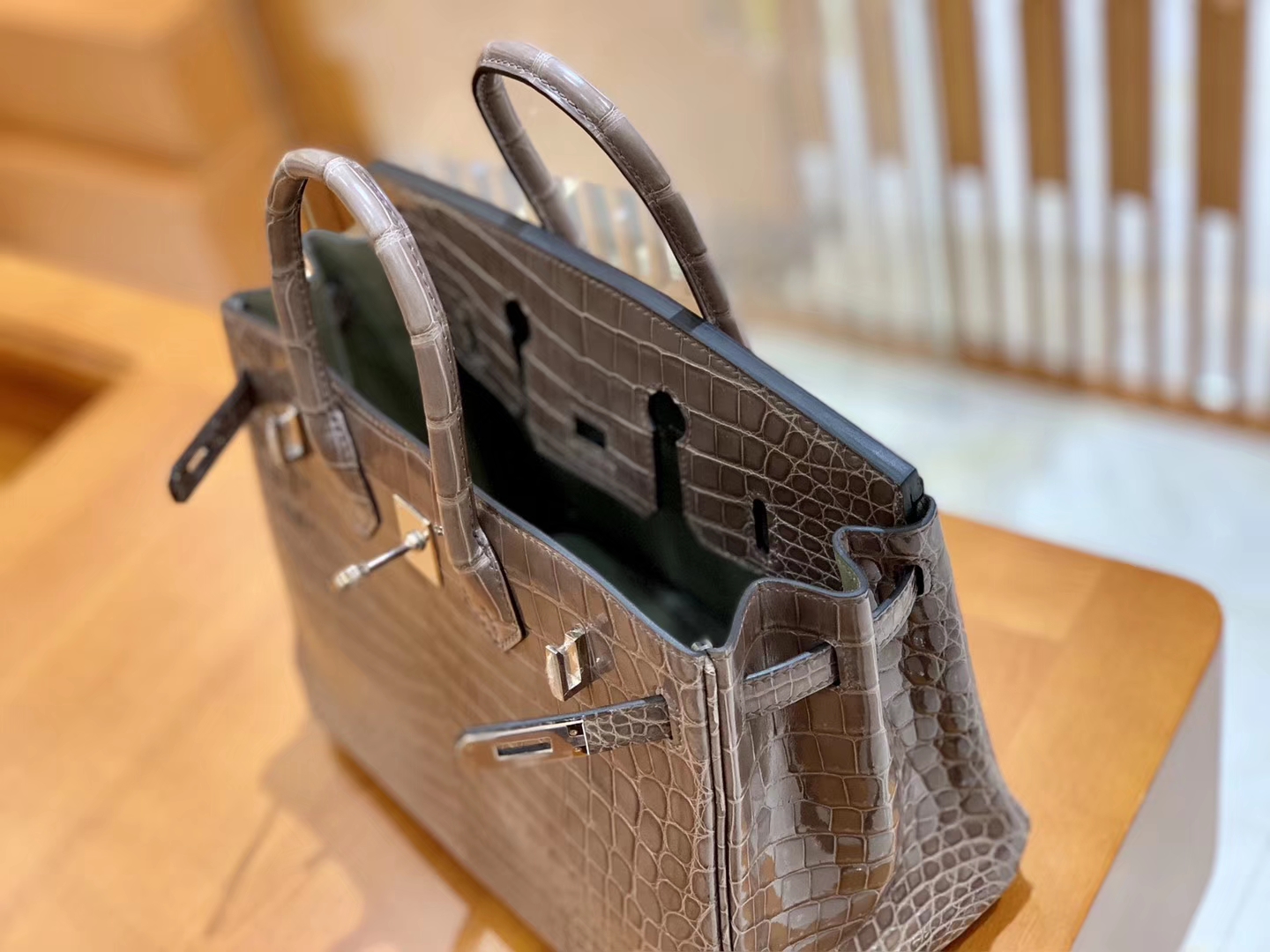 Hermès（爱马仕）Birkin 30cm 斑鸠灰 灰扣 一级皮 尼罗鳄鱼皮 臻品级别