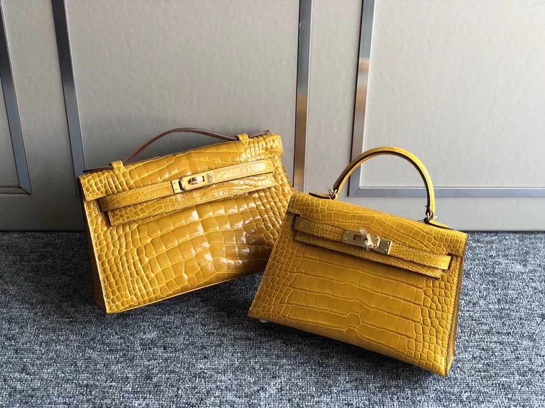 Hermès（爱马仕）Mini kelly pochette 22cm Alligator shiny 亮面鳄鱼 9D 琥珀黄 Ambre 金扣