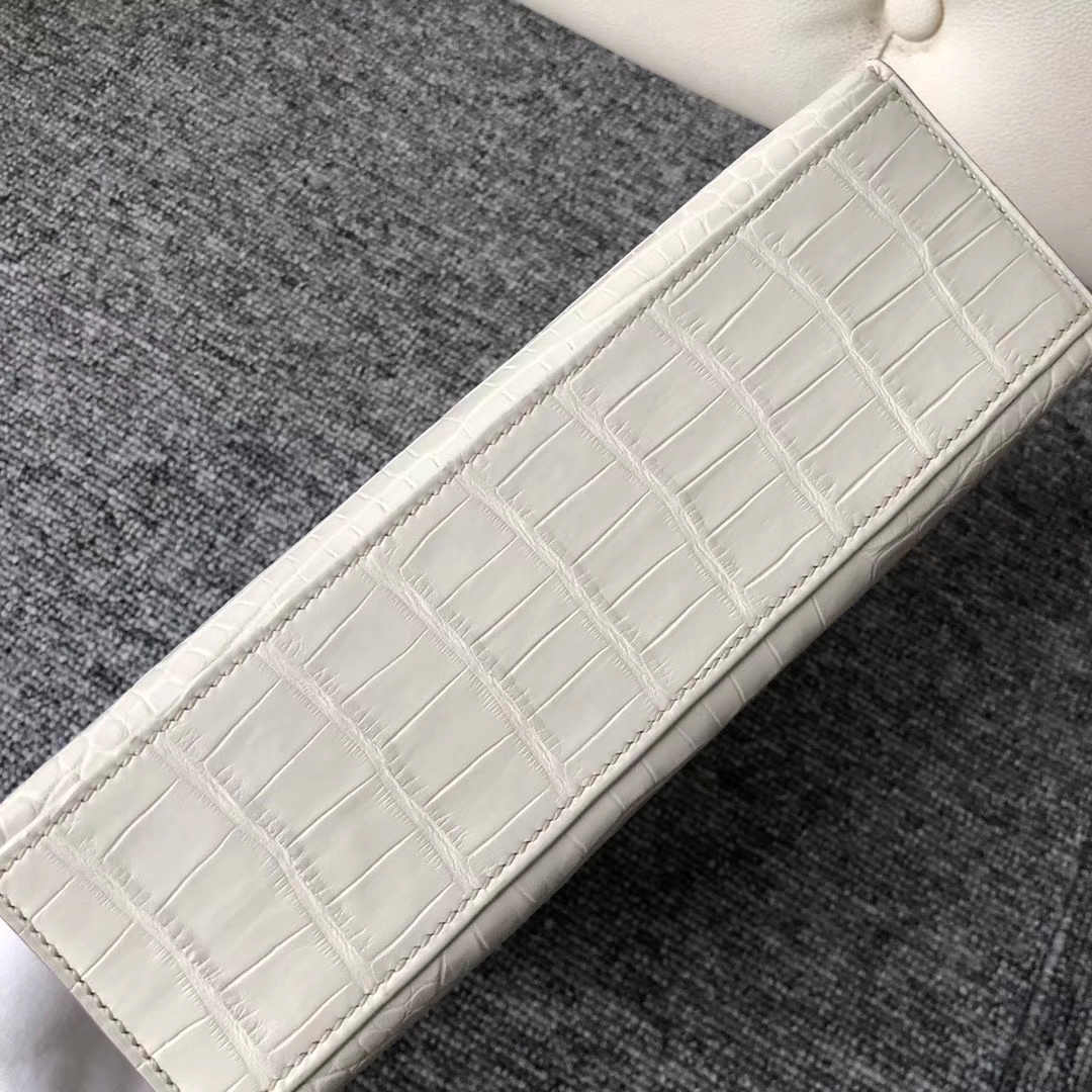 Hermès（爱马仕）Mini Kelly pochette 22cm Alligator matt 雾面鳄鱼 8L 奶油白 Beton 金扣 手拿包 晚宴包