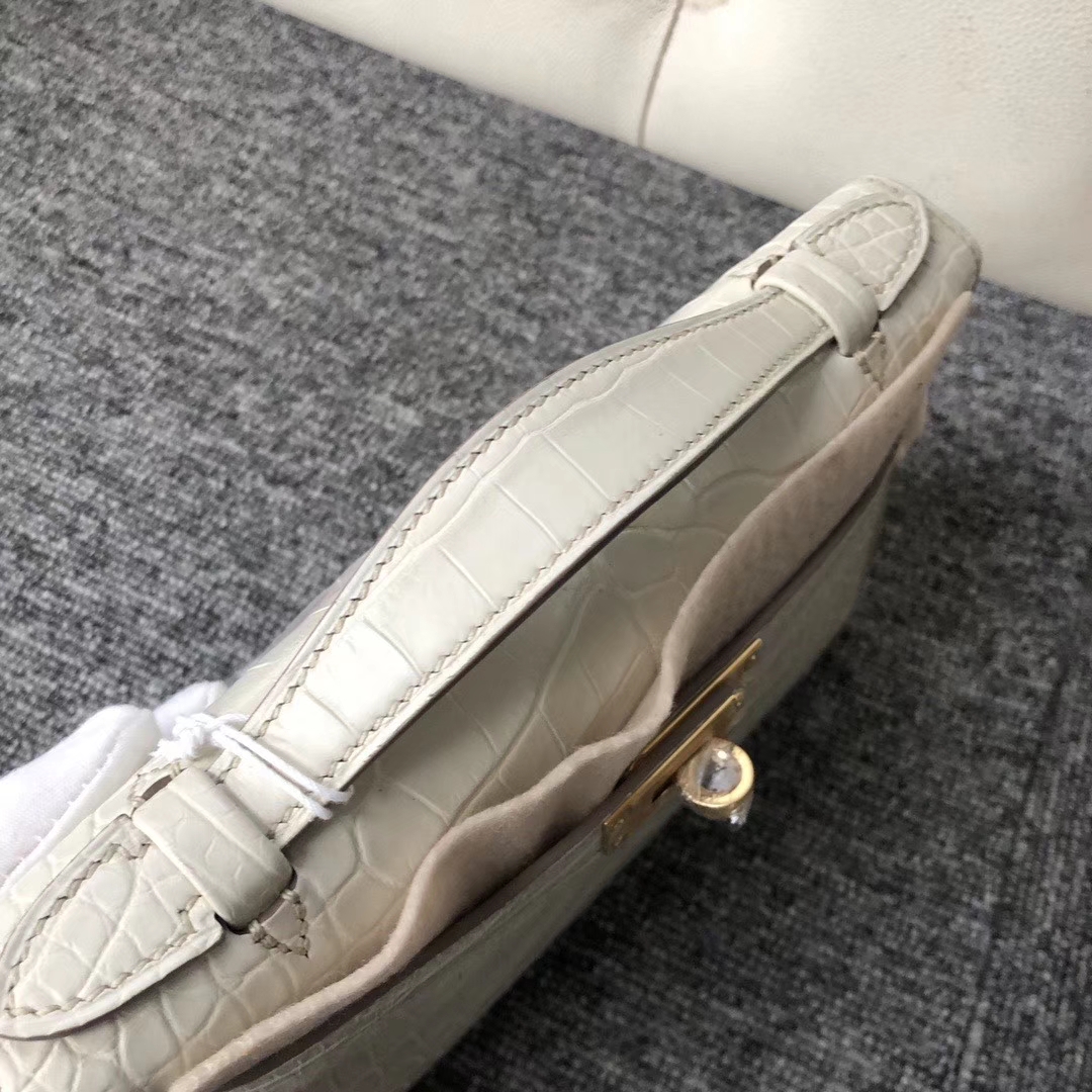 Hermès（爱马仕）Mini Kelly pochette 22cm Alligator matt 雾面鳄鱼 8L 奶油白 Beton 金扣 手拿包 晚宴包