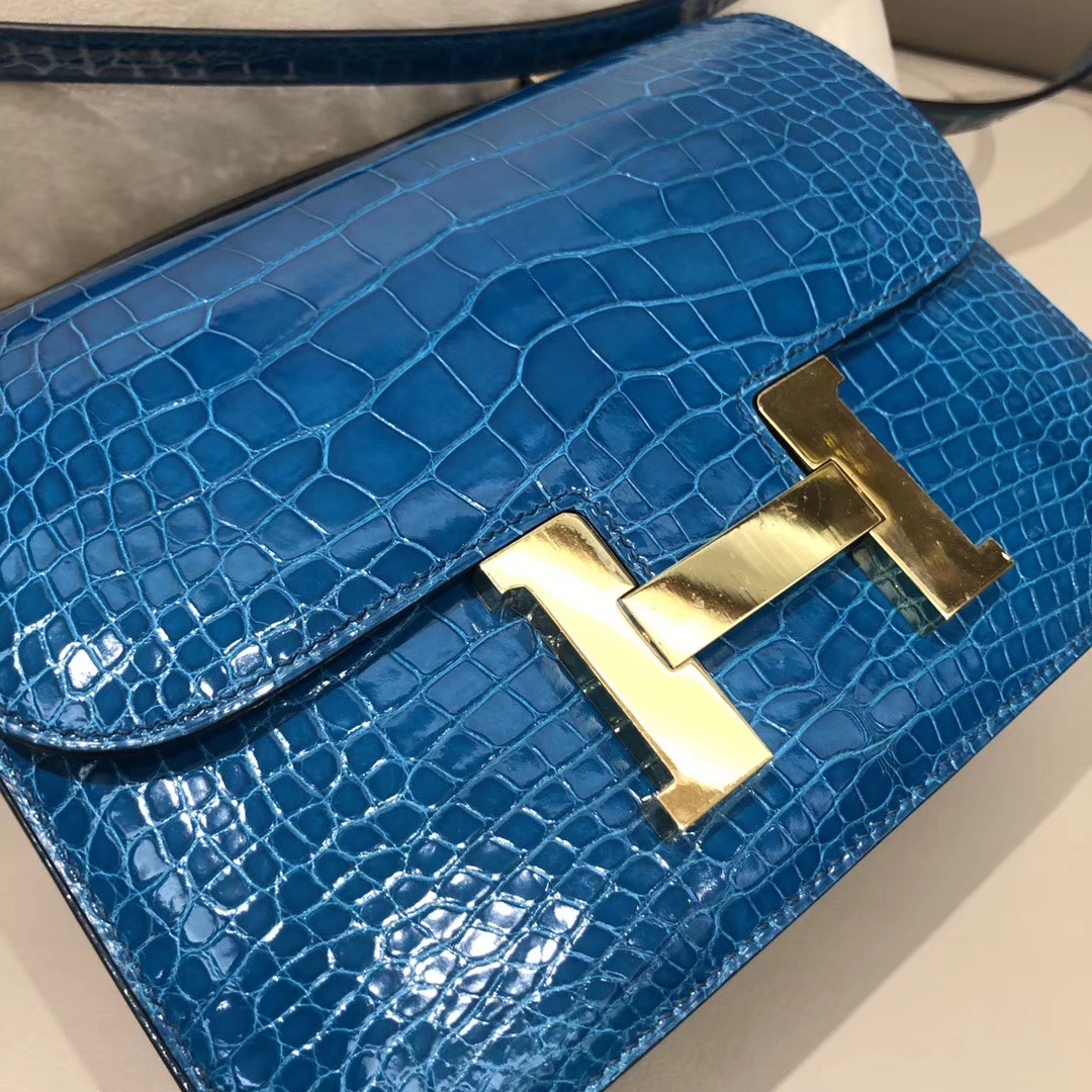 Hermès（爱马仕）Constance 24cm Alligator shiny 亮面鳄鱼7w 伊兹密尔蓝 Blue izmir 金扣 现货