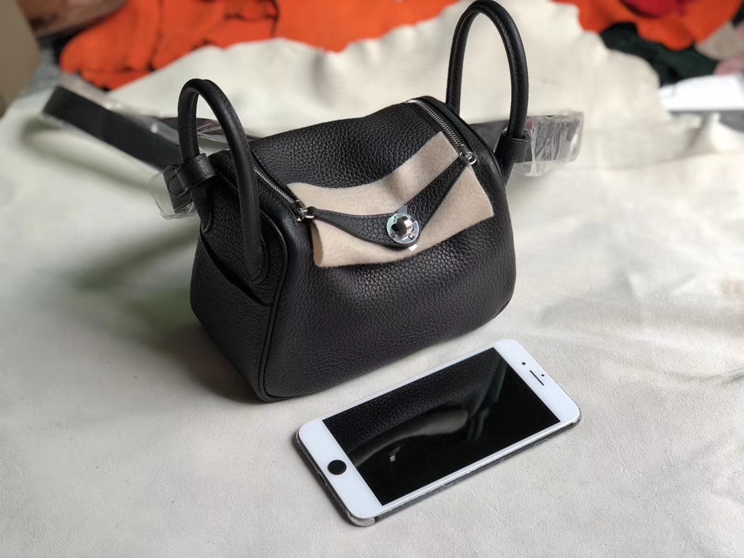 Hermès（爱马仕）Mini lindy 20cm  tc ck89 黑色 银扣 顶级手缝 小可爱 现货
