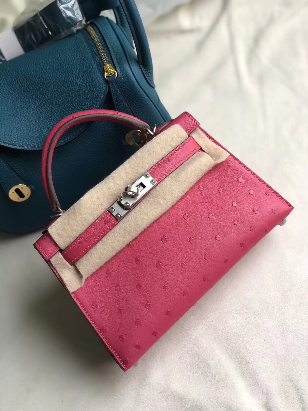 Hermès（爱马仕）Minikelly ll Ostrich kk鸵鸟 5j 桃红 银扣 顶级手缝 现货