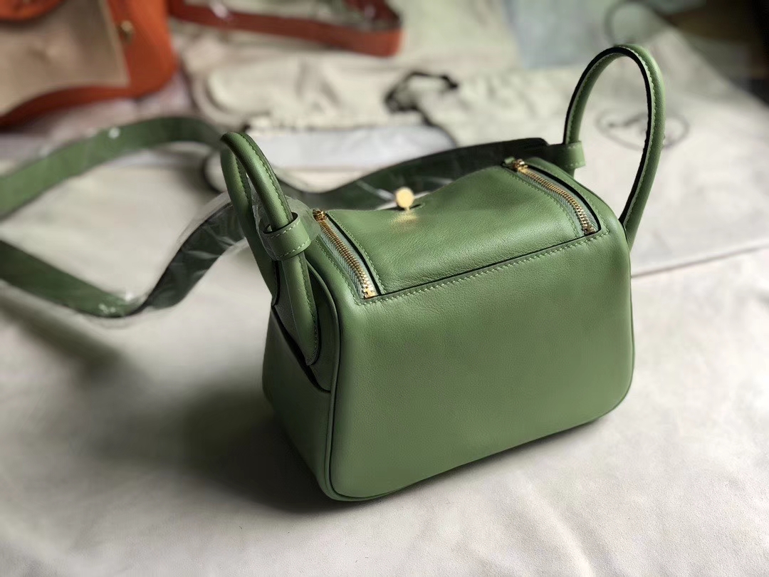 Hermès（爱马仕）Mini lindy Swift 3i 牛油果绿 金扣 定制