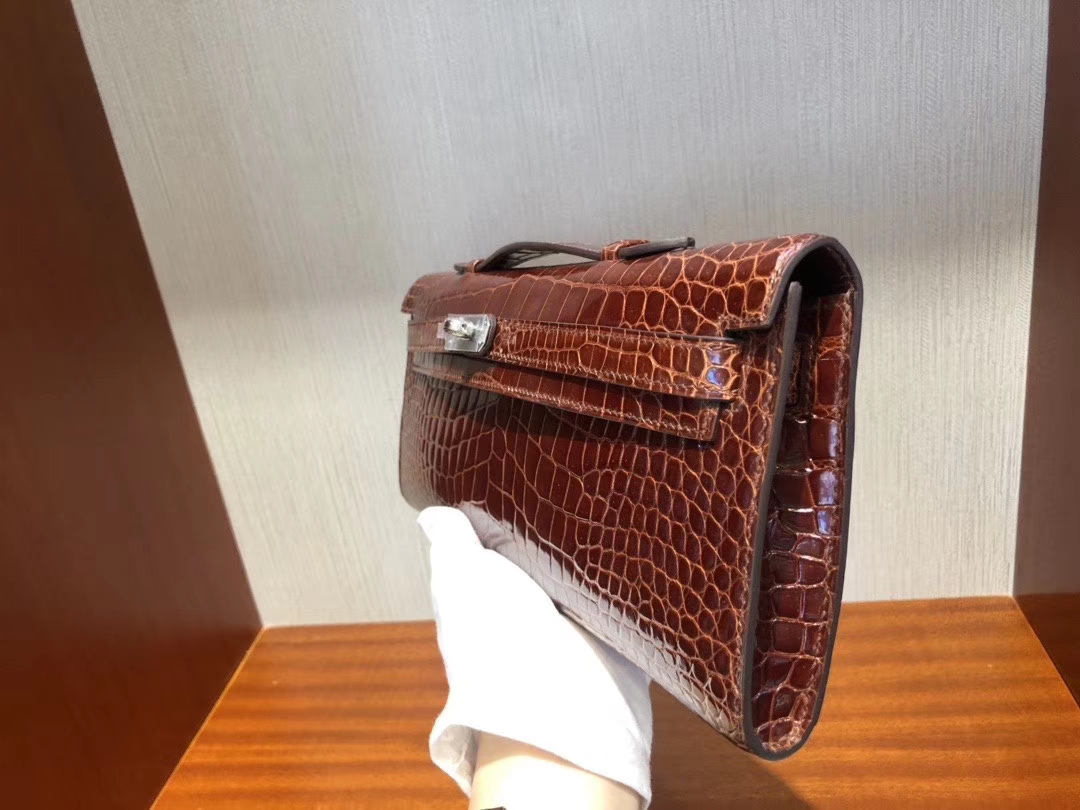 Hermès（爱马仕）Kelly cut 31cm Porosus shiny 亮面澳洲湾鳄鳄鱼 ck31 蜜糖棕 Miel 银扣 手拿包 晚宴包 现货