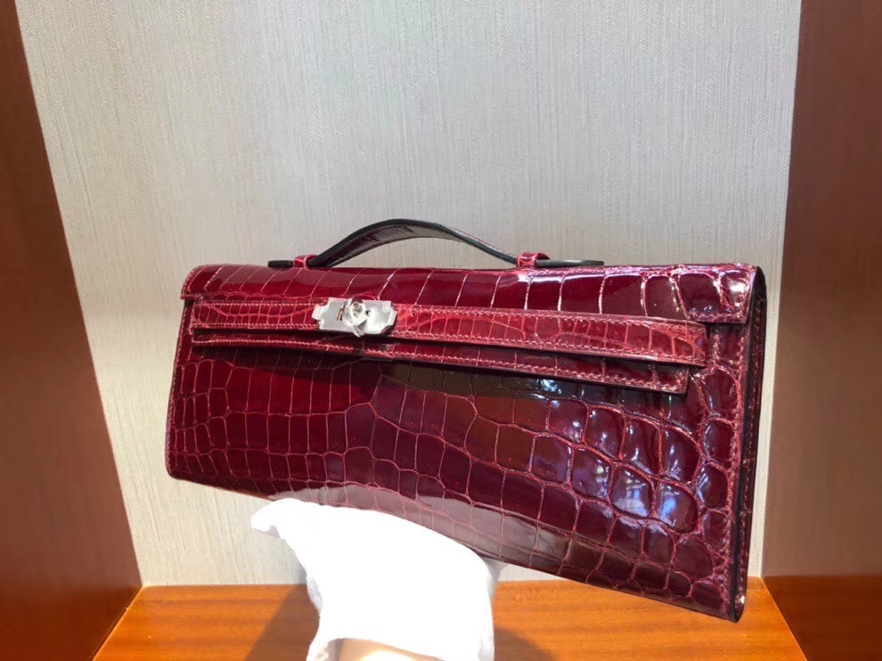 Hermès（爱马仕）Kelly cut 亮面鳄鱼 F5 勃艮第酒红 银扣 手拿包 晚宴包 31cm 现货
