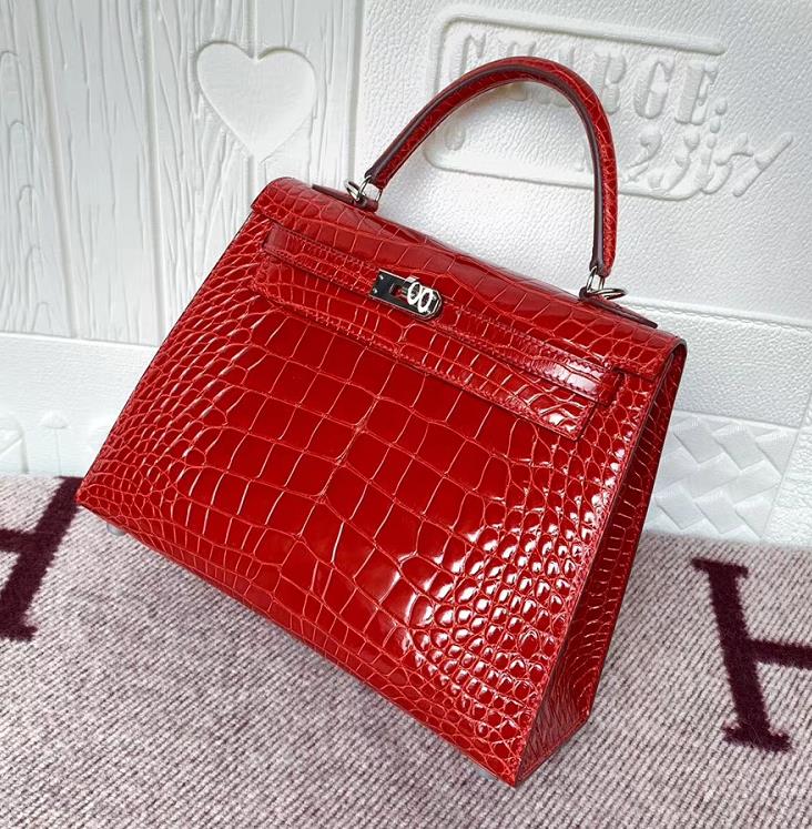 Hermès(爱马仕)Kelly 25cm Crocodile shiny 亮面鳄鱼 美洲法拉利红 银扣 现货-拉尔森鳄鱼皮具定制 - 爱马仕包包官网 Hermès(爱马仕)Kelly 25cm Crocodile shiny 亮面鳄鱼 美洲法拉利红 银扣 现货