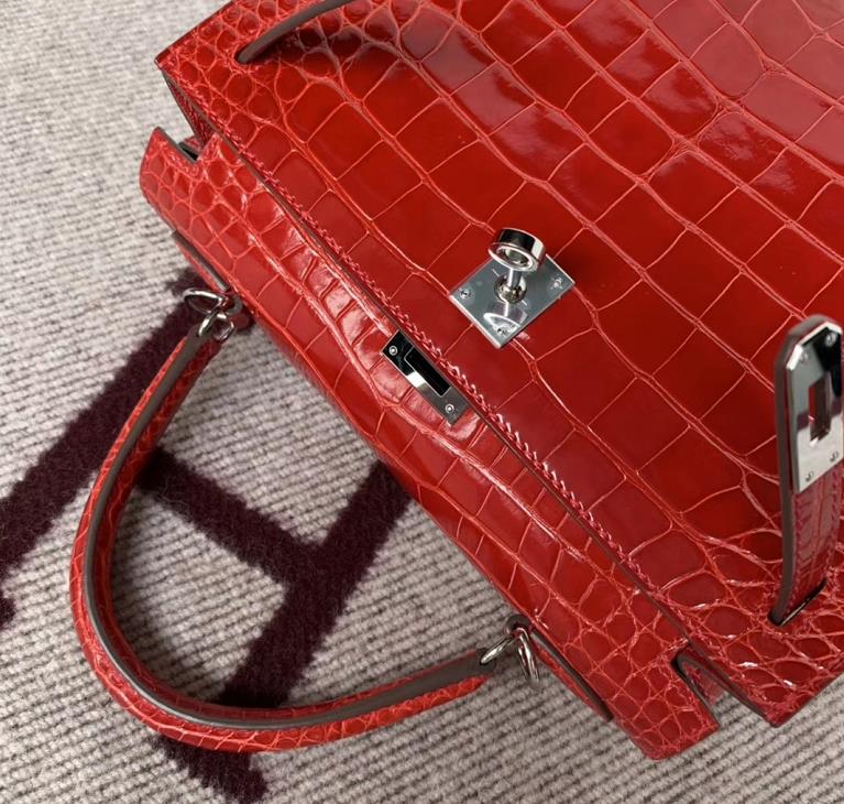 Hermès（爱马仕）Kelly 25cm Crocodile shiny 亮面鳄鱼 美洲法拉利红 银扣 现货
