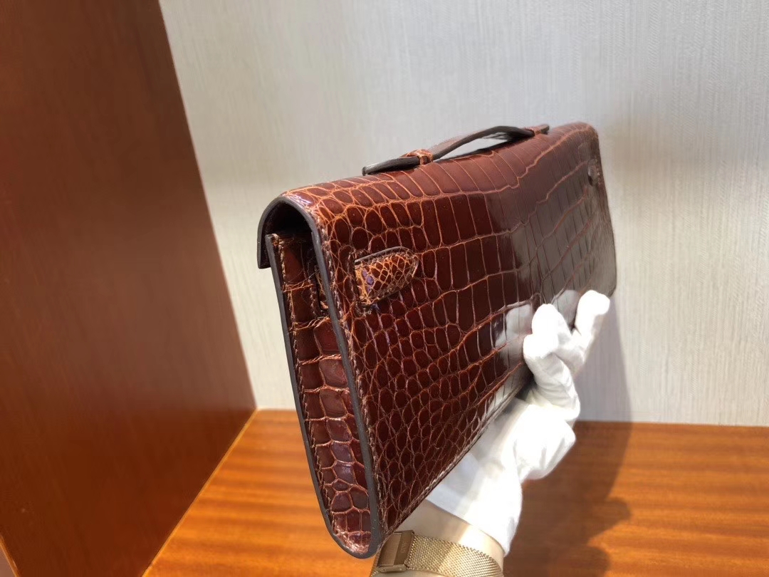 Hermès（爱马仕）Kelly cut 31cm Porosus shiny 亮面澳洲湾鳄鳄鱼 ck31 蜜糖棕 Miel 银扣 手拿包 晚宴包 现货