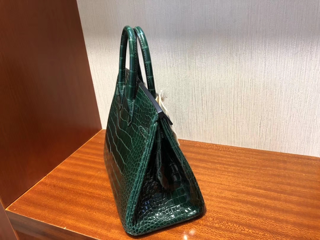 Hermès(爱马仕)Birkin 25cm Alligator shiny 亮面鳄鱼 ck67 祖母绿 Vert fonce 金扣 顶级手缝 现货-拉尔森鳄鱼皮具定制 - 爱马仕包包官网 Hermès(爱马仕)Birkin 25cm Alligator shiny 亮面鳄鱼 ck67 祖母绿 Vert fonce 金扣 顶级手缝 现货